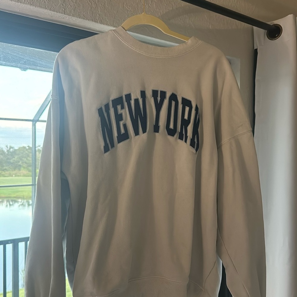 new york crewneck (brandy melville)
